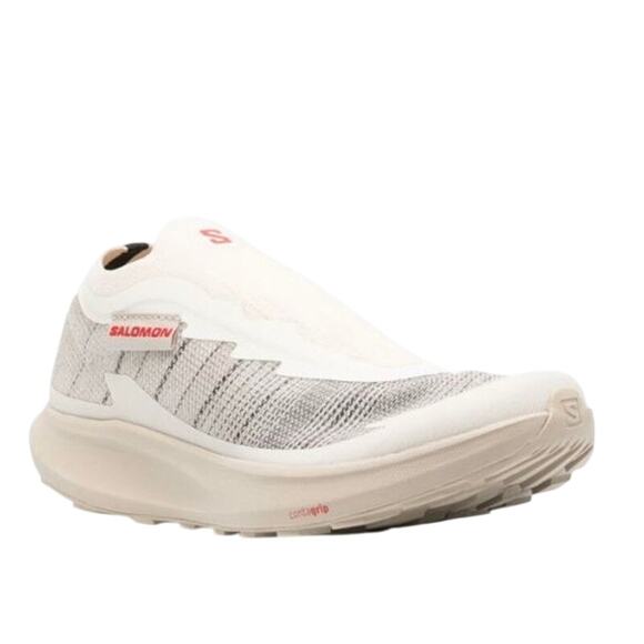 Athletic_Shoes